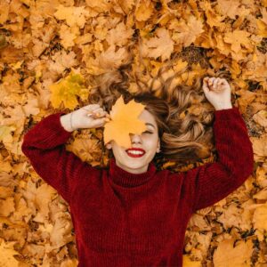 Fall Into Radiance: IPL Photofacials for Autumn Skin Repair